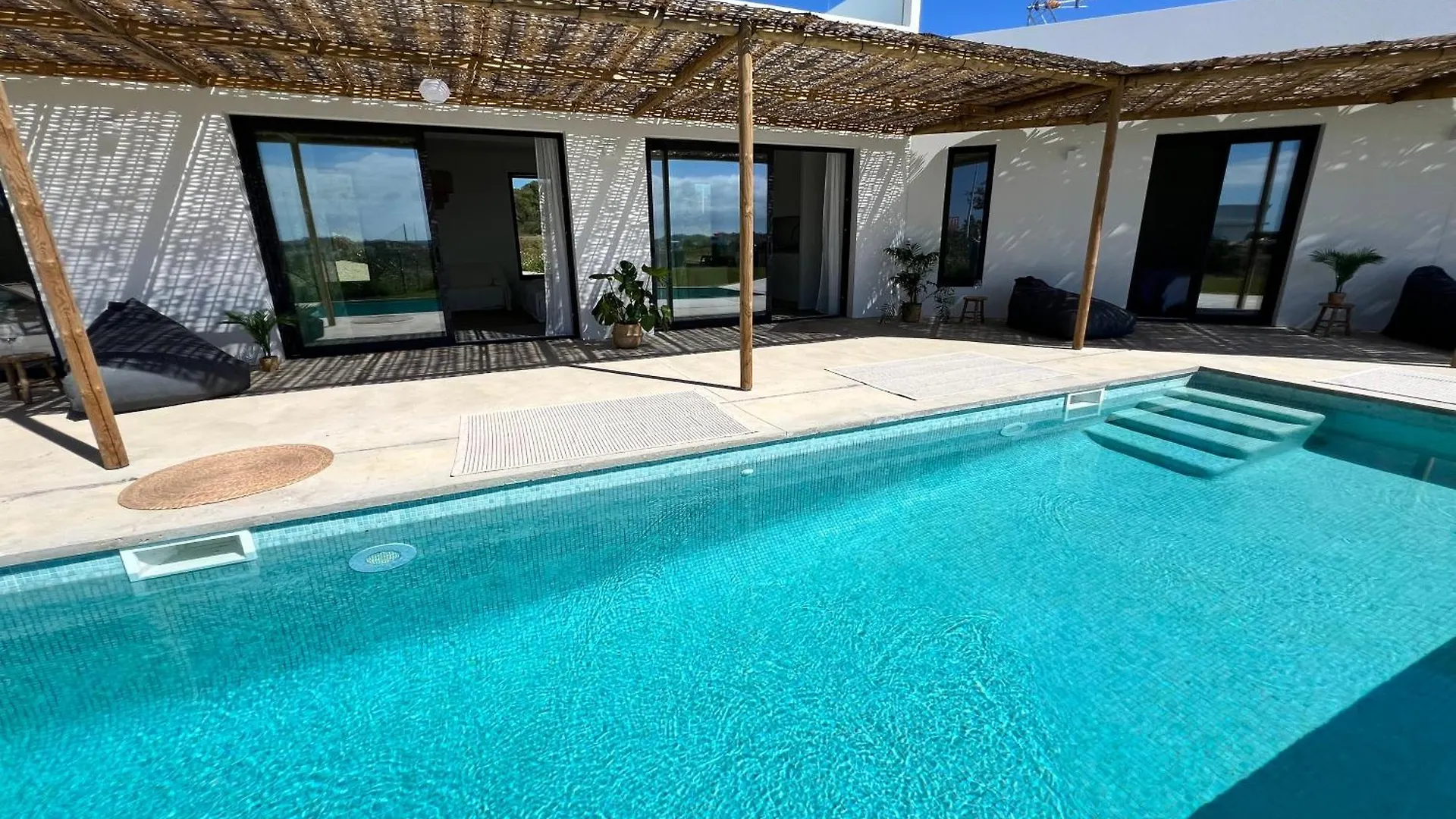 Villa Con Piscina En Golf Isla Canela Links location